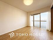 1日の疲れを癒し、心地よく寛げるようゆったりとした広さをしています