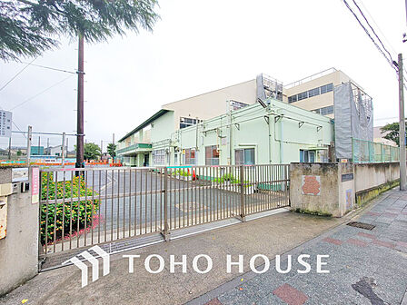 横浜市立磯子小学校　距離240ｍ