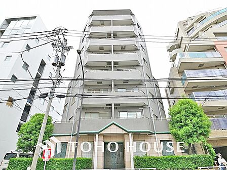 ～新規リノベ済・角部屋につき、明るい空間～徒歩10分以内に駅、小中学校、スーパー、コンビニ、公園等があり、便利な立地～