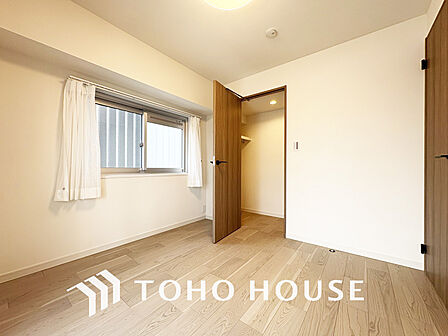 1日の疲れを癒し、心地よく寛げるようゆったりとした広さをしています