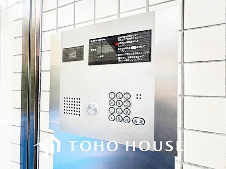 エントランスはオートロック完備で安心のセキュリティ性