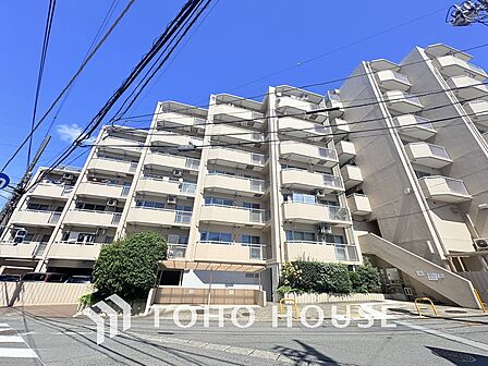~豊富な収納付きリフォーム住戸~南東向きのため陽当たり良好~大切なペットとの生活~