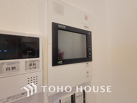 来客が一目でわかるモニター付きインターホン