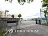 周辺：調布市立杉森小学校　距離850ｍ