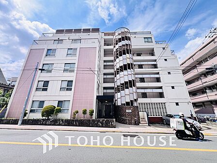 ~「石川台」駅徒歩4分の好立地~リビング収納、WIC付きの豊富な収納を完備~南西向きにつき陽当り良好~