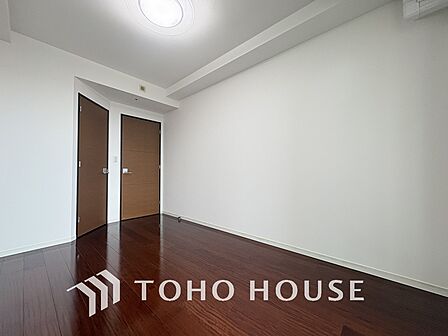 1日の疲れを癒し、心地よく寛げるようゆったりとした広さをしています