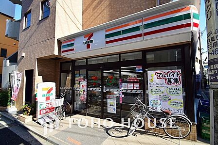 セブンイレブン 世田谷用賀4丁目店 距離550m