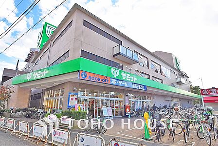 サミットストア 砧店 距離180m