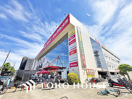 コジマ×ビックカメラ 梶ヶ谷店　距離1600ｍ