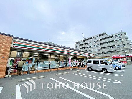 セブンイレブン横浜港南台9丁目店　距離1600m