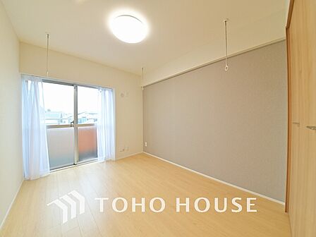 1日の疲れを癒し、心地よく寛げるようゆったりとした広さをしています