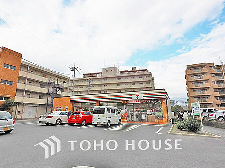 セブンイレブン 横浜鴨居1丁目店　距離400m