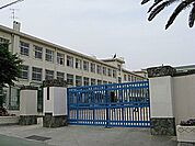 神戸市立原田中学校（588m）