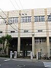 神戸市立烏帽子中学校（394m）