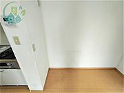 クレセントコート