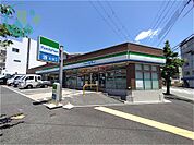 ファミリーマート 神戸城内通店（525m）