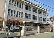 神戸市立福住小学校（1043m）