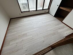 ミマツハウス 201 2階1Kの室内