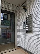安心のオートロック付きエントランス！
