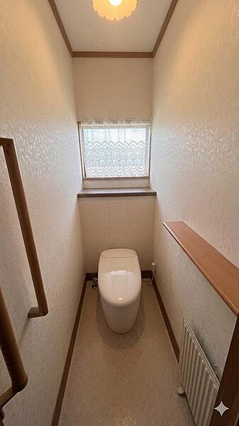 トイレを拡大表示