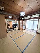 来客用としても重宝する本格和室　AIによる画像加工済み