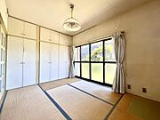 1階南東側の陽当たりの良いお部屋です！