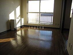 グランドール日吉 301 3階1DKのリビング/ダイニング