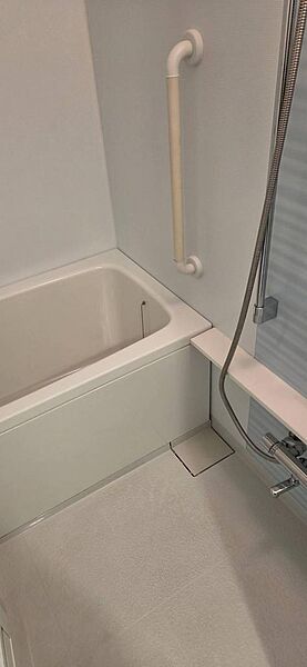 浴室を拡大表示