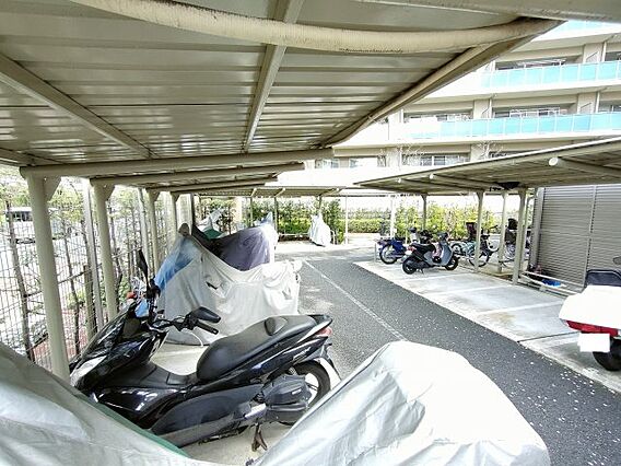 ・バイク置場