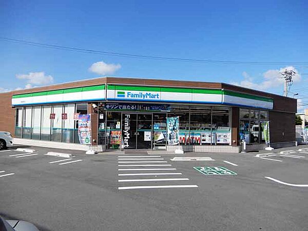画像14:ファミリーマート 松阪駅部田店（147m）