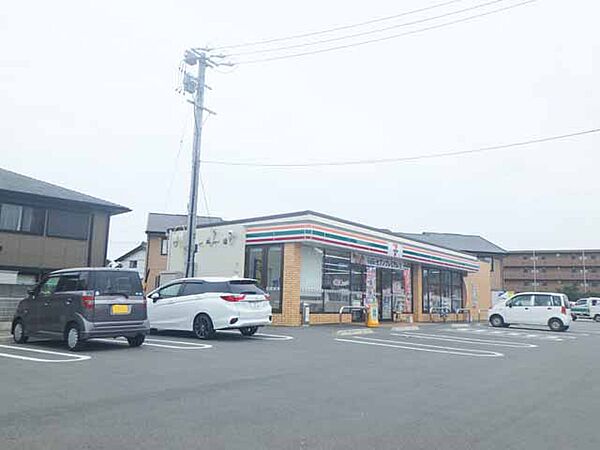 画像16:セブンイレブン 松阪垣鼻町店（620m）