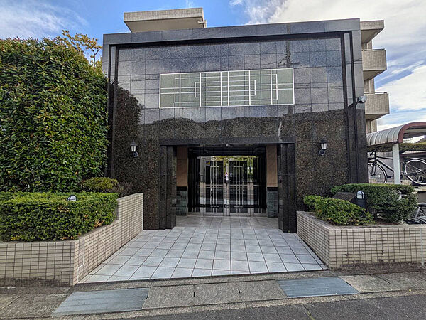 エントランスを拡大表示
