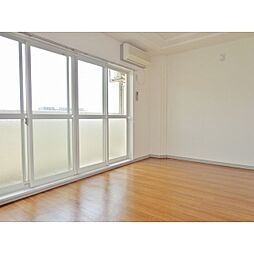 ストーンパレスII 202 2階1Kのリビング/ダイニング