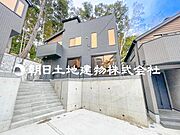 【外観】現地に実際に行くことで感じることがたくさんあります！！周辺環境や街の雰囲気など、ご確認ください