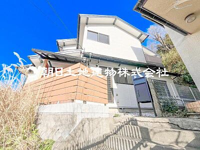 外観:【外観】長く愛着持って住んで頂く為に飽きないシンプルな外観!外壁には耐久性・防汚性優れたサイディング 外観:【外観】長く愛着持って住んで頂く為に飽きないシンプルな外観!外壁には耐久性・防汚性優れたサイディング