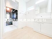 【洗面・脱衣所】使用頻度の高い場所だからこそ便利な空間に。多人数での使用も考えた便利な空間です