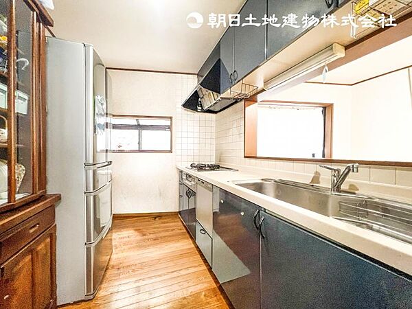 キッチンを拡大表示