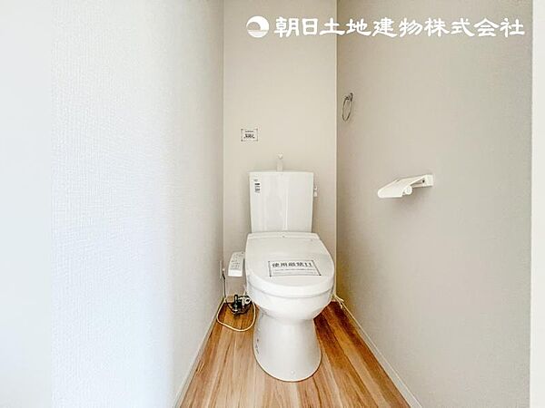 トイレを拡大表示