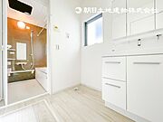 【洗面・脱衣所】使用頻度の高い場所だからこそ便利な空間に。多人数での使用も考えた便利な空間です