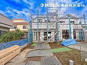 【外観】流行に左右されず将来にわたって価値が継続する佇まい！良好な住環境が保たれたエリアで新生活を！ 