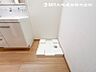 洗面：【洗面台】小物類スッキリ収納可能で機能性も兼備えております。