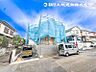 外観：【外観】閑静な住宅地で子育て世帯の方はきっと喜んで頂ける環境。毎日のお散歩も快適な緑に恵まれたエリア