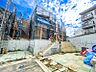 外観：【外観】閑静な住宅地で子育て世帯の方はきっと喜んで頂ける環境。毎日のお散歩も快適な緑に恵まれたエリア 