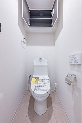 吊り戸棚を設け...