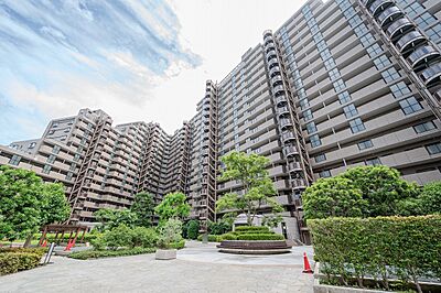 外観:総戸数563戸の大規模コミュニティ 外観:総戸数563戸の大規模コミュニティ