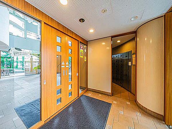 エントランスを拡大表示