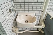 南東側バルコニーにスロップシンクがあります。
