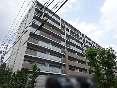 外観:マンション外観 ショッピングセンターの利便性がございます 外観:マンション外観 ショッピングセンターの利便性がございます
