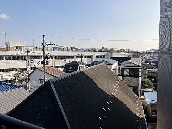 南側窓からの眺...