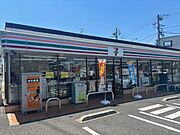 セブンイレブン足立西新井本町4丁目店（徒歩5分/約340m）